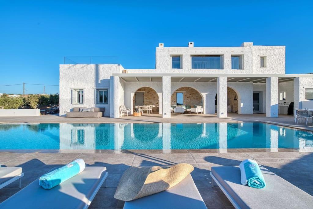 Grand Villa Reve Náusza Kültér fotó