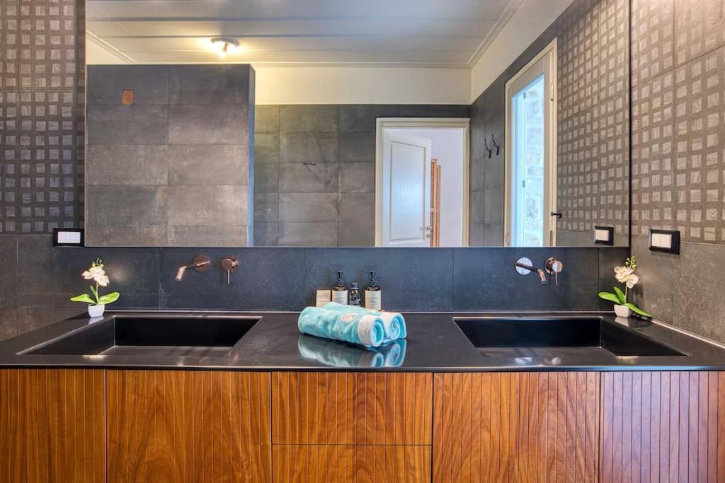 Grand Villa Reve Náusza Kültér fotó